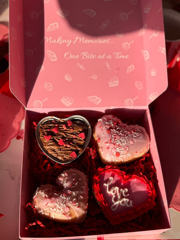 ‘Love’ly Treat Box